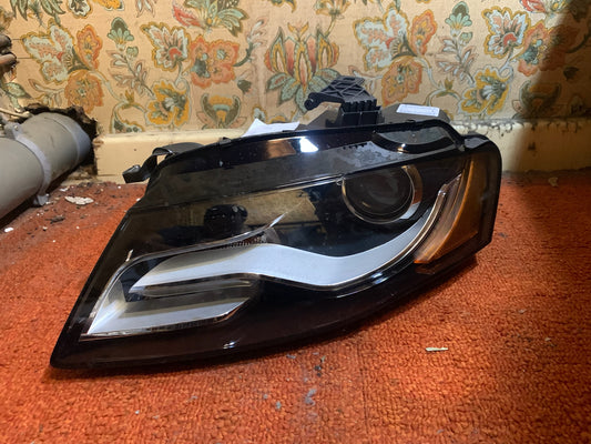 Phare avant gauche Audi A4 S4 (B8) — photo 1