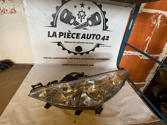 Phare avant gauche Peugeot 207 — photo 1