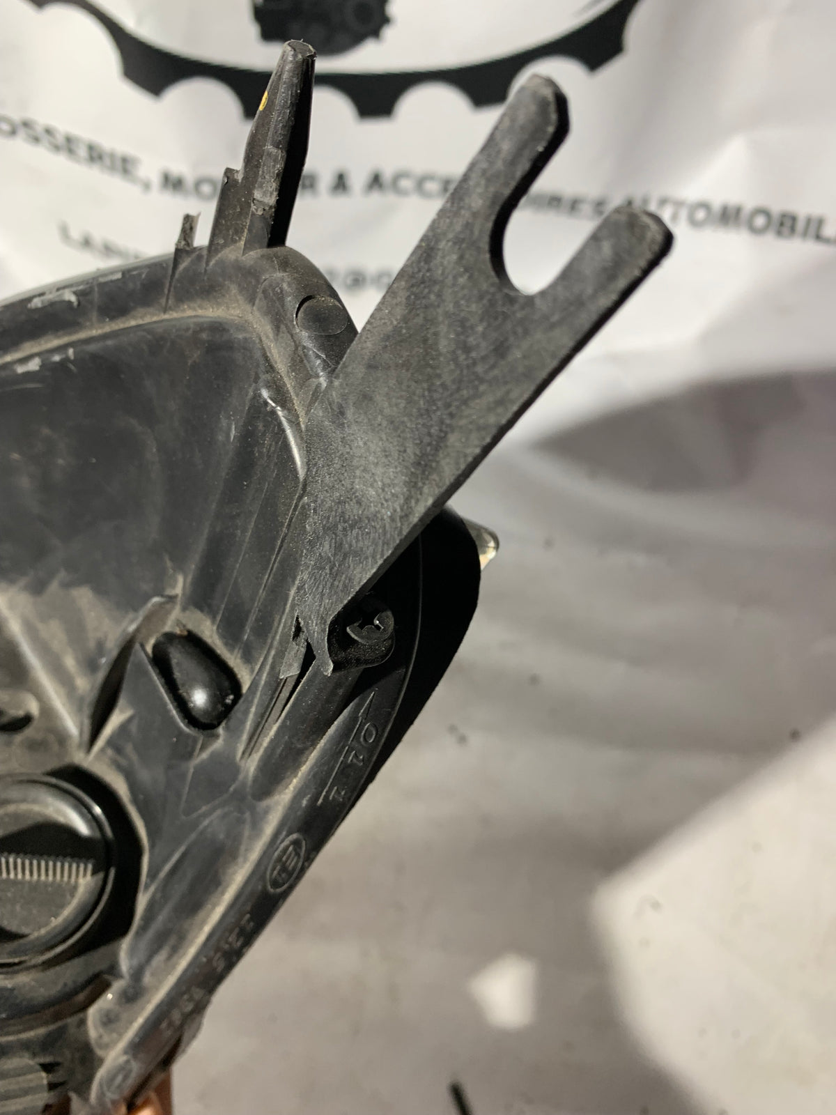 Phare avant gauche Renault Clio 4 phase 1 avec kit de réparation — photo 4