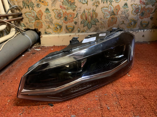 Phare avant gauche Volkswagen Polo 6 2G FULL LED — photo 1