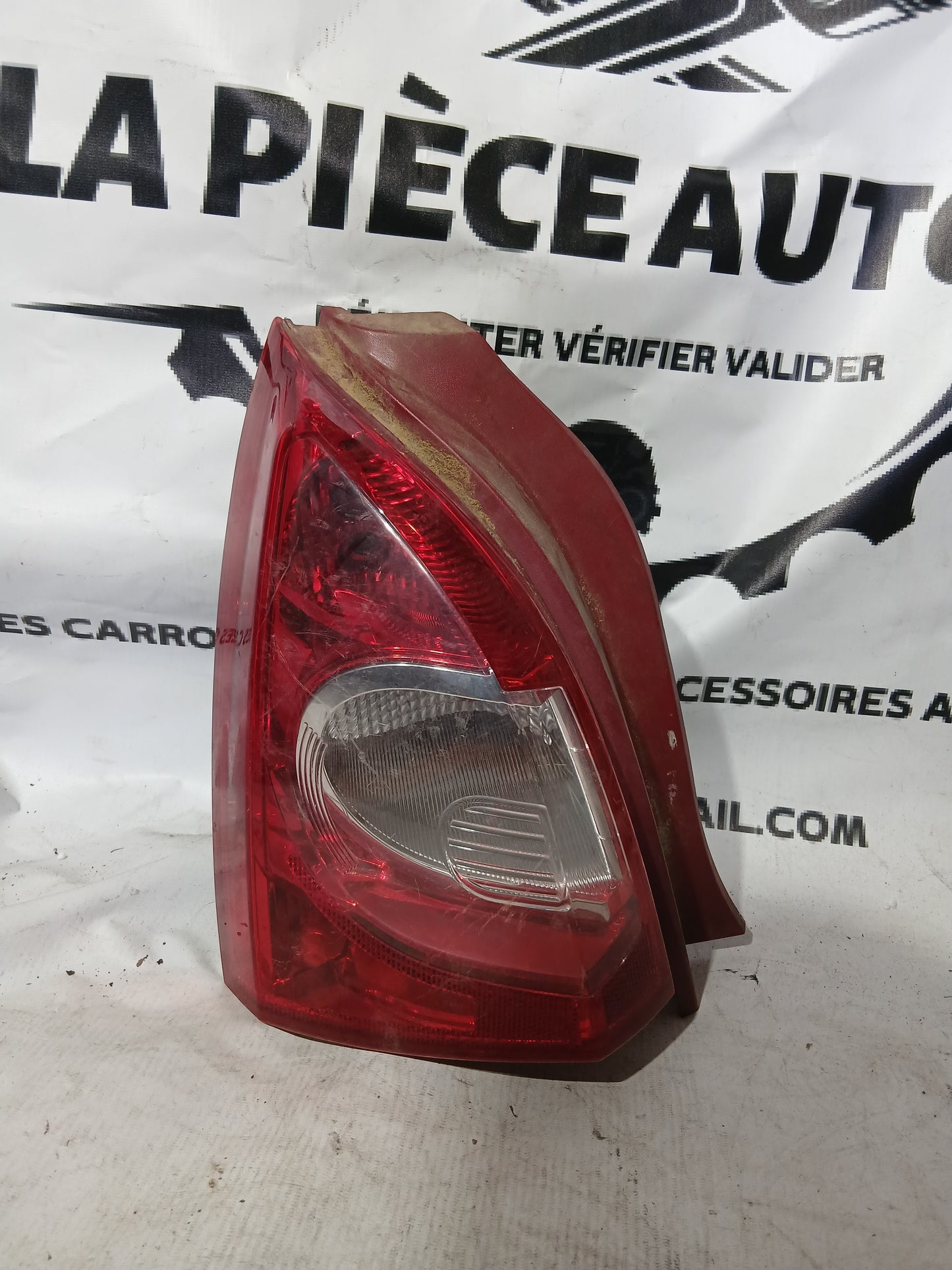 Feux arrière gauche Renault twingo 2 phase 2