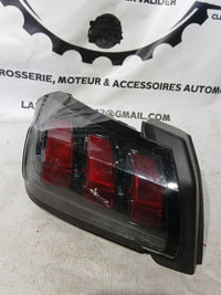 Feux arrière gauche Peugeot 208 2