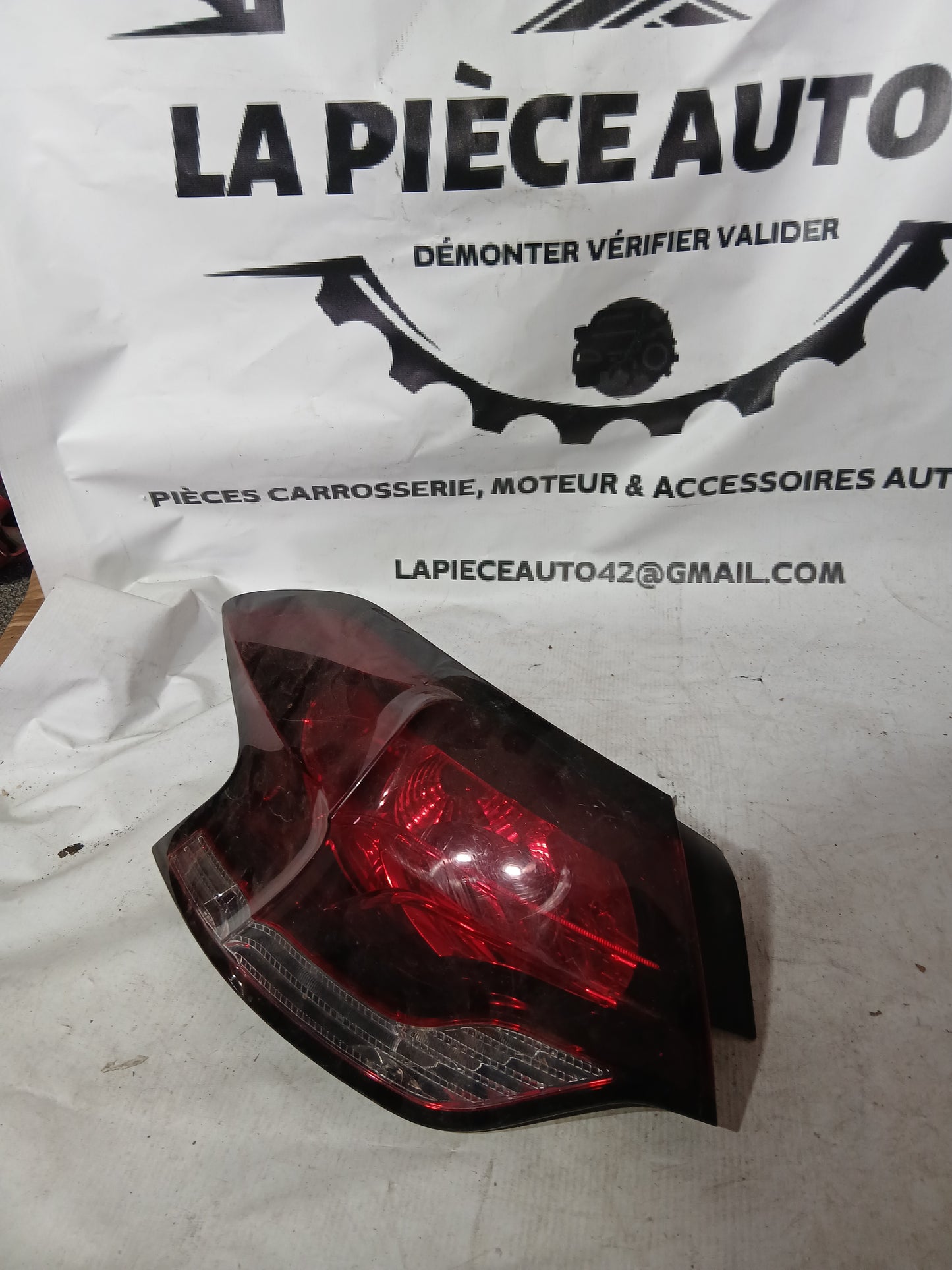 Feux arrière gauche Citroën DS4 9687338180