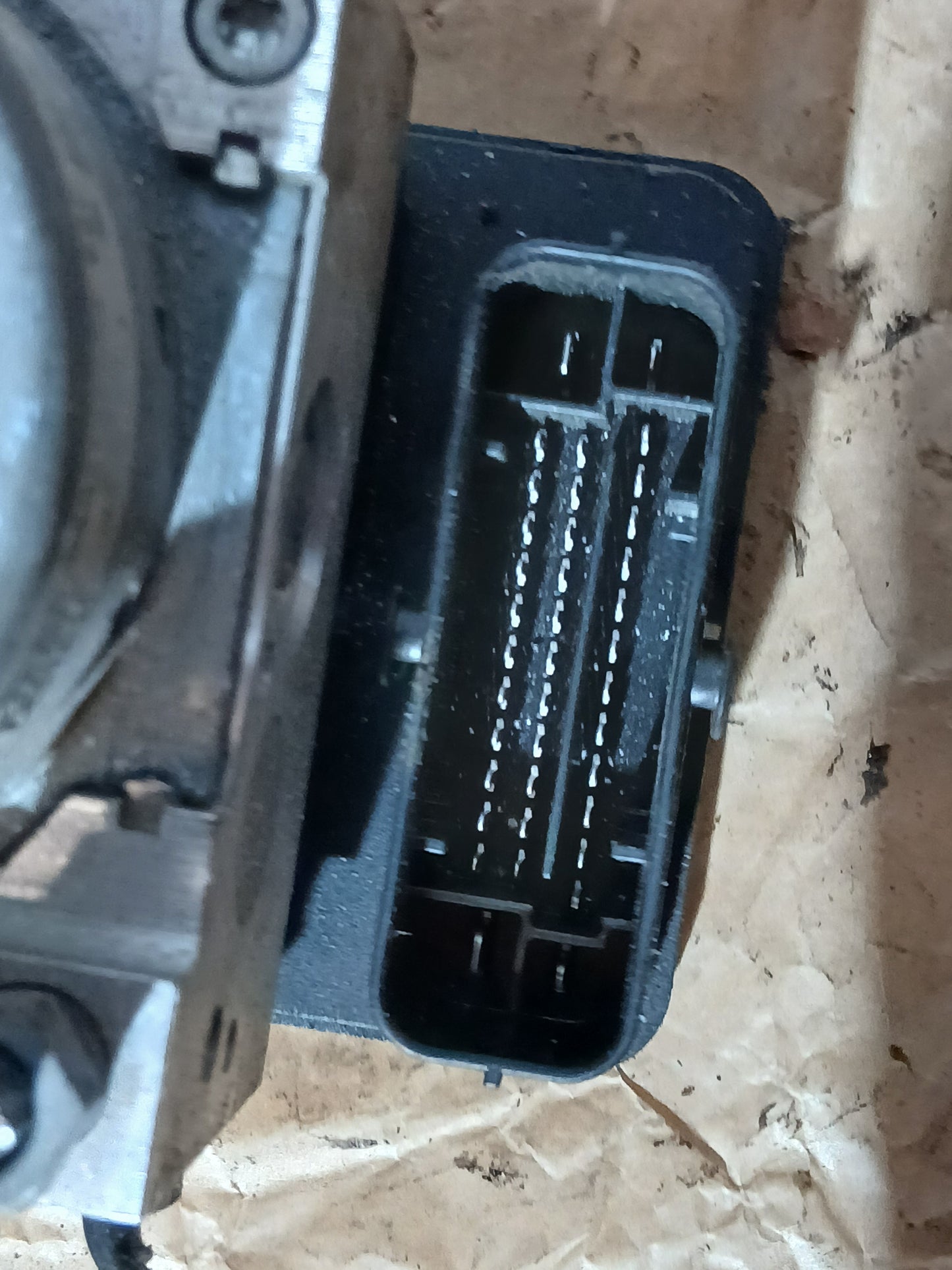 Bloc ABS Peugeot 208 1
