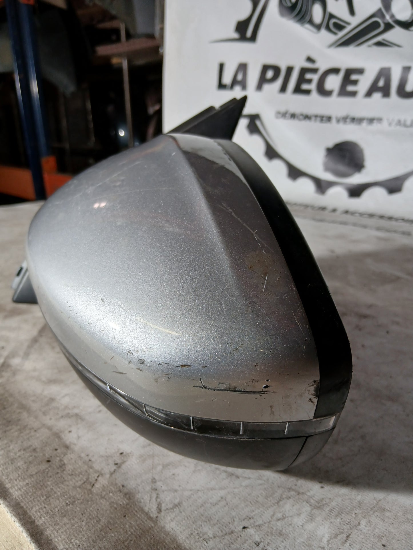 Rétroviseur gauche Peugeot 308 1