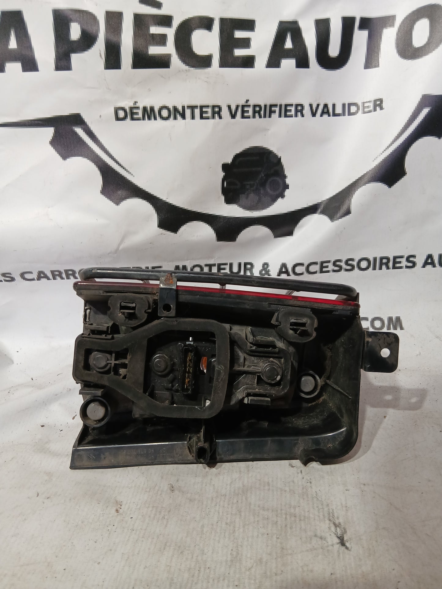 Feux arrière droit Peugeot partner