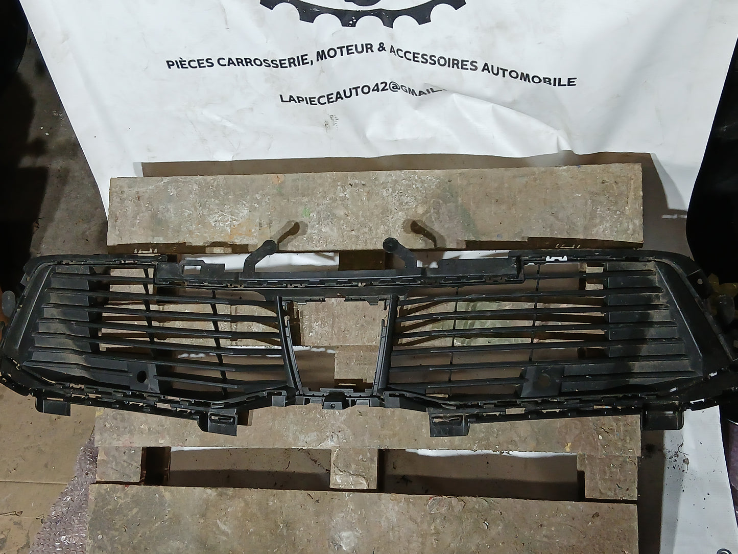 Grille inférieur Peugeot 2008 (II) 2