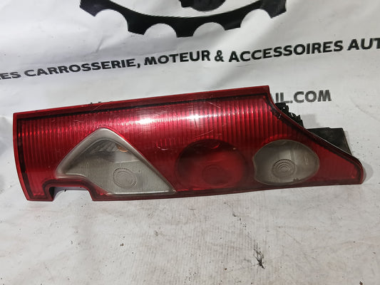 Feux arrière droit Renault Kangoo 2